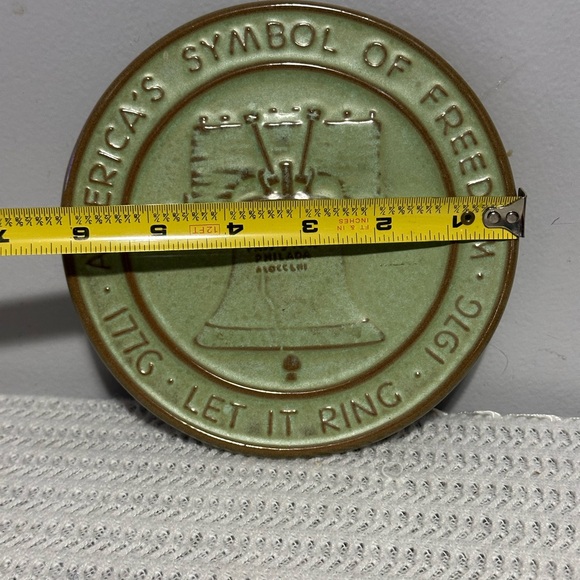 Frankoma liberty bell trivet - Picture 3 of 3